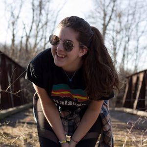 Meet your Posher, Cara